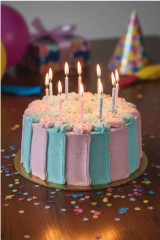 birthday cup cake red